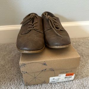 Indigo Rd Women’s Oxfords Size 8.5